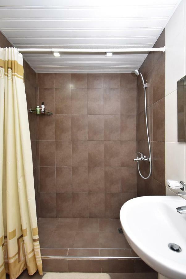 Apartments In Center Of Yerevan,Koghbatsi 1A Street Ngoại thất bức ảnh